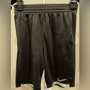 Lot of Nike Youth Large Boy shorts